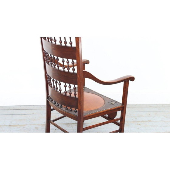 Image 1 of Vintage Arts and Crafts decoratieve carver fauteuil met hoge rug