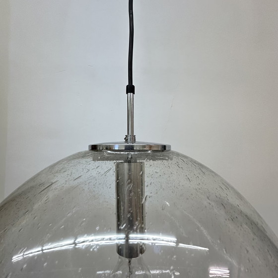 Image 1 of Grote Limburgse Glashütte hanglamp globe 1970 Duitsland