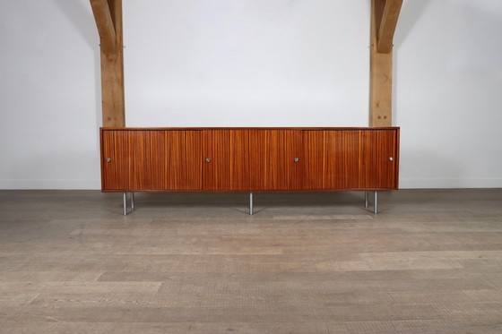 Image 1 of Alfred Hendrickx Groot dressoir voor Belform, 1960S