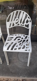 2x Hello There Stoelen van Jeremy Harvey voor Artifort