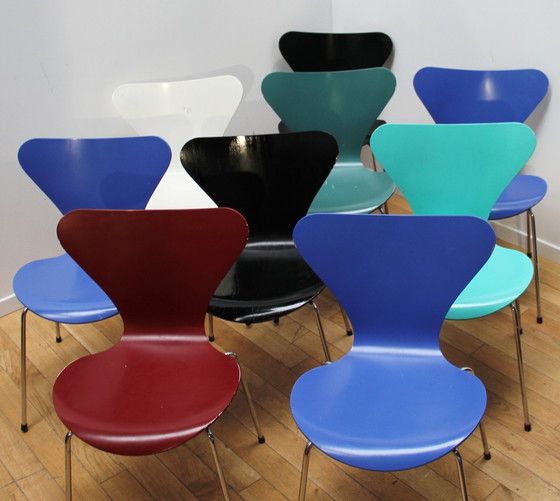 Image 1 of Suite van 9 stoelen 3107, Arne Jacobsen