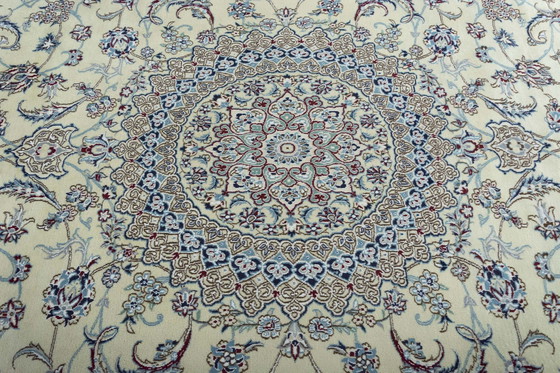 Image 1 of Handgeknoopt Oosters Tapijt Nain 9La met Zijde - 345 X 245 Cm