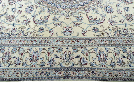 Image 1 of Handgeknoopt Oosters Tapijt Nain 9La met Zijde - 345 X 245 Cm
