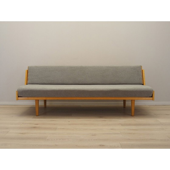 Image 1 of Vintage beuken bank van Hans. J. Wegner voor Getama, jaren 1960