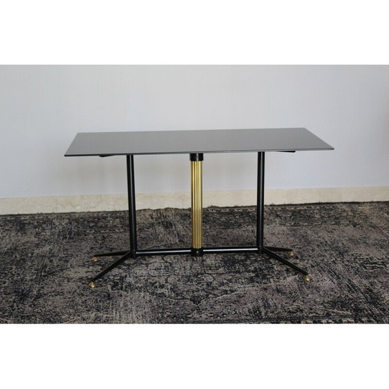 Image 1 of Vintage salontafel van zwart gelakt glas met messing en ijzer, Italië 1950