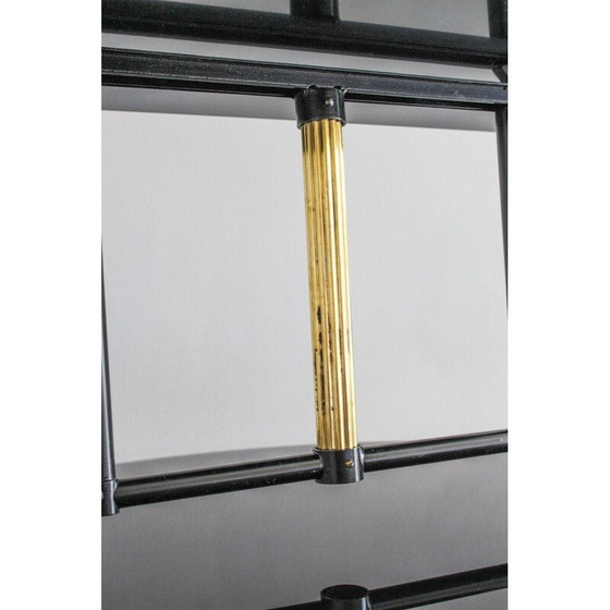 Image 1 of Vintage salontafel van zwart gelakt glas met messing en ijzer, Italië 1950