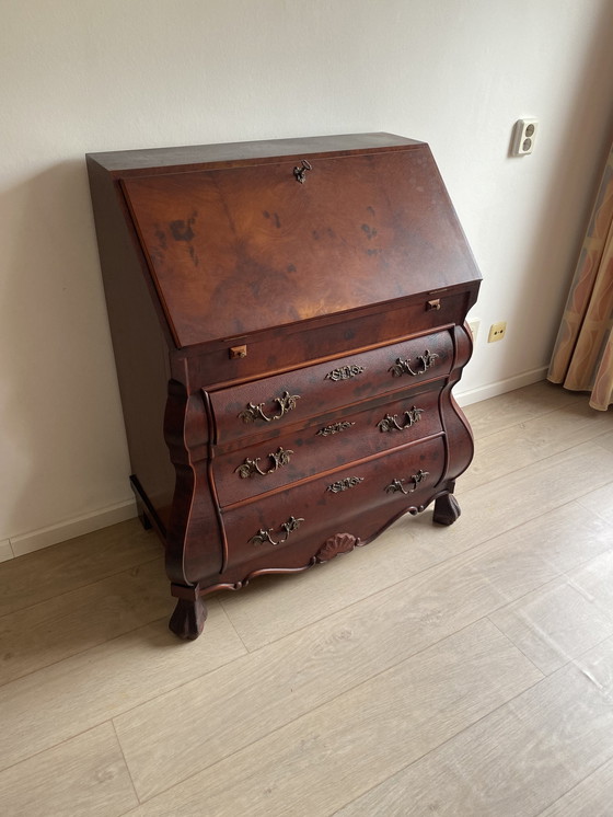 Image 1 of Buik secretaire met vele vakjes