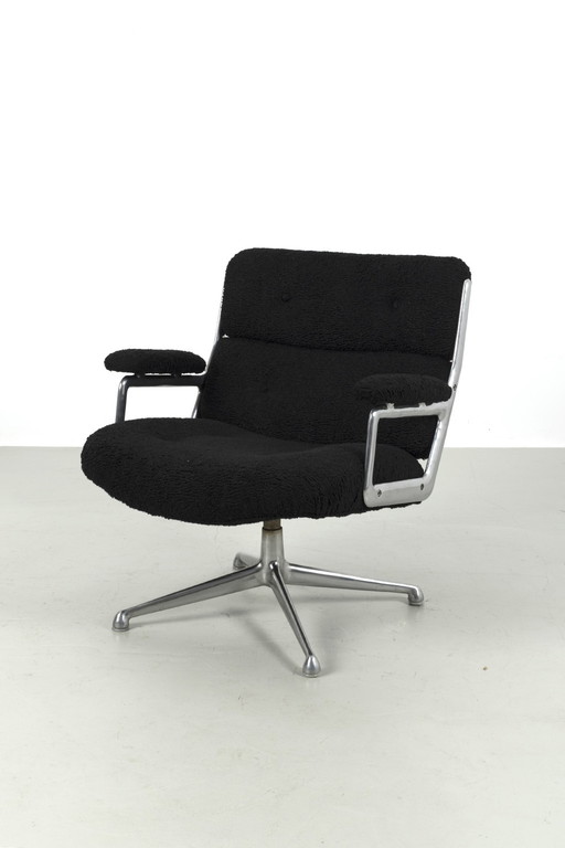 Vintage ‘Lobby chair’ fauteuil