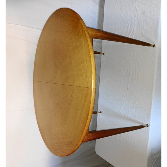 Image 1 of Vintage ronde tafel in licht eiken met 2 verlengstukken, 1950