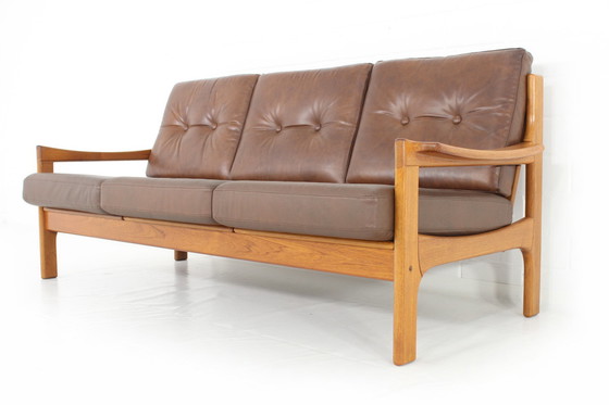 Image 1 of Top Deense Mid Century Sofa en Lounge Stoel / Fauteuil Set in leer en teakhout