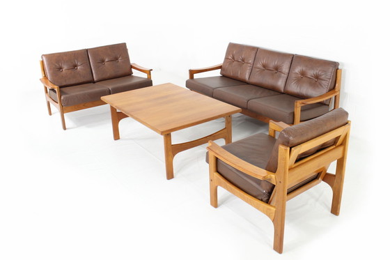 Image 1 of Top Deense Mid Century Sofa en Lounge Stoel / Fauteuil Set in leer en teakhout