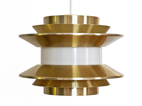 Image 1 of Hanglamp "Trava" In Goudkleurig Aluminium Van Carl Thore Voor Granhaga Metallindustri. Zweden 1970