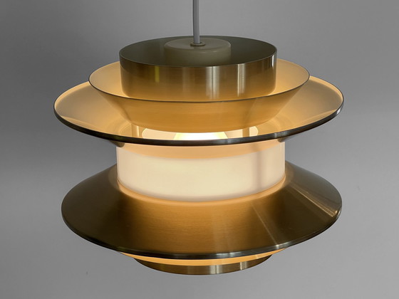 Image 1 of Hanglamp "Trava" In Goudkleurig Aluminium Van Carl Thore Voor Granhaga Metallindustri. Zweden 1970