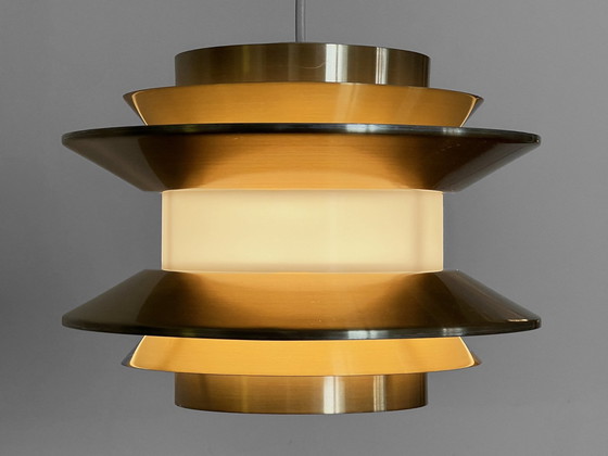 Image 1 of Hanglamp "Trava" In Goudkleurig Aluminium Van Carl Thore Voor Granhaga Metallindustri. Zweden 1970