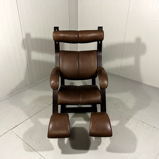 Image 1 of Peter Opsvik Leren Gravity Balans Fauteuil Voor Stokke 1980