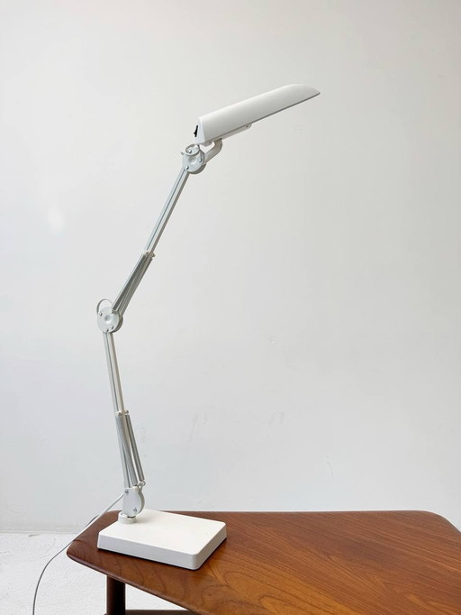 Witte Glamox-werklamp van Luxo