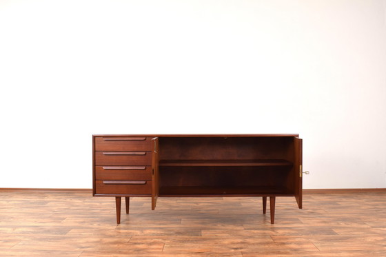 Image 1 of Mid Century Deens teakhouten dressoir, 1960S.