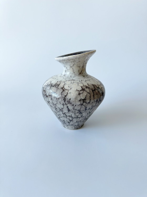 Image 1 of Walter Gerhard Keramiek 542/17, Vaas van keramiek met lopend glazuur, asymmetrische opening, Mid Century, West-Duitsland