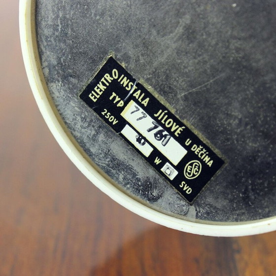 Image 1 of Vintage wit opaal glazen lamp van Opp Jihlava, Tsjecho-Slowakije 1960