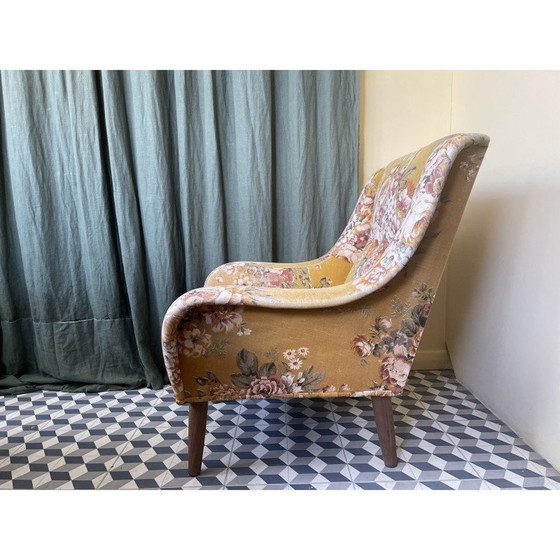 Image 1 of Deense fauteuil met bloemen uit Mid Century, 1970