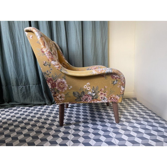 Image 1 of Deense fauteuil met bloemen uit Mid Century, 1970