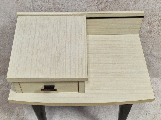 Image 1 of Vintage Zwart Wit Formica Nachtkastje
