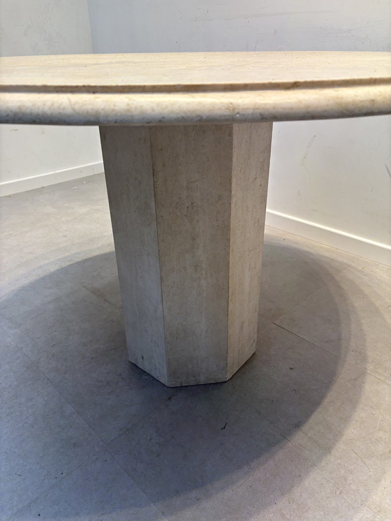 Image 1 of Vintage Travertin Eettafel