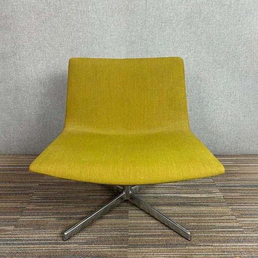 1X Arper Catifa 80 Lounge Chair -