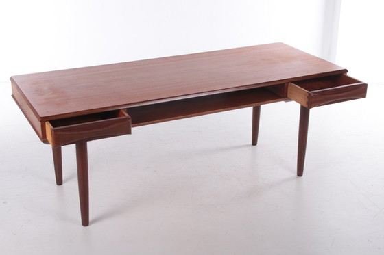 Image 1 of Deense modernistische teak salontafel gemaakt door Dyrlund, jaren 60