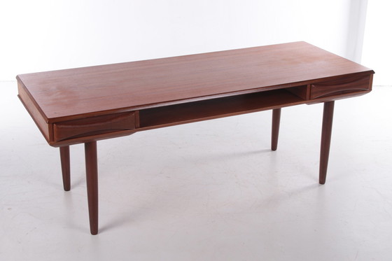 Image 1 of Deense modernistische teak salontafel gemaakt door Dyrlund, jaren 60