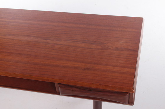 Image 1 of Deense modernistische teak salontafel gemaakt door Dyrlund, jaren 60