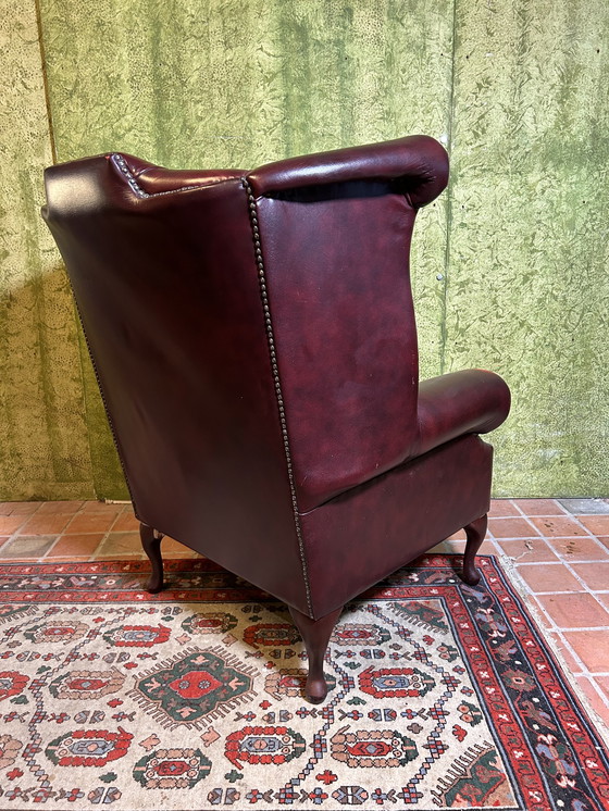 Image 1 of Chesterfield leren fauteuil Queen Anne stijl