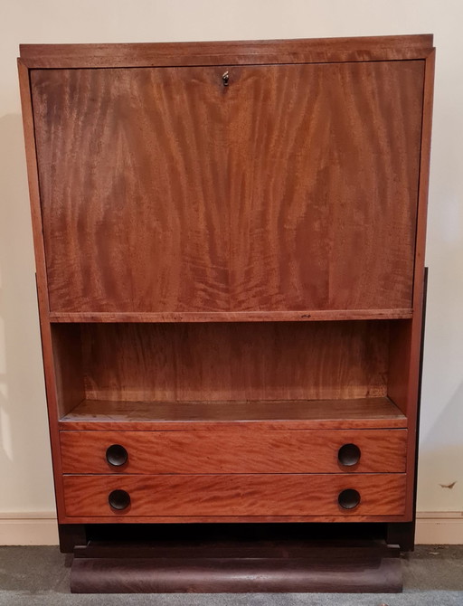 Vintage Bureau