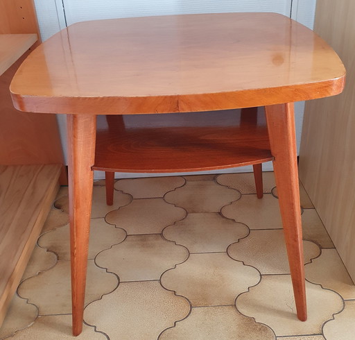 . Mier Topolcany Tafel, Slowakije, jaren 1960 In de stijl van de bekendere Spider Tafel van Jindrich Halabala. Fabrikant