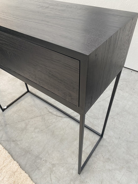 Image 1 of Pomax sidetable