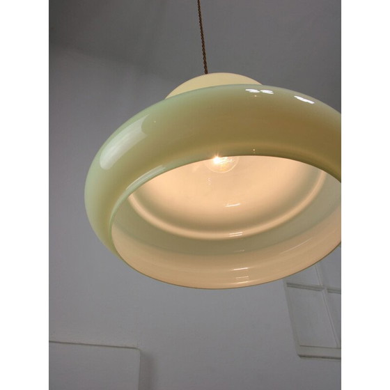 Image 1 of Vintage hanglamp van messing en groen glas, Italië 1960