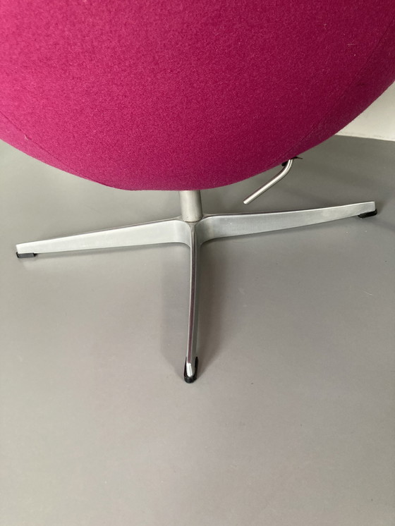 Image 1 of Fritz Hansen Vintage Egg Chair Arne Jacobsen