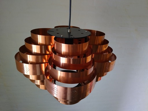 Hanglamp Werner Schou - Coronell Elektro Denmark. 