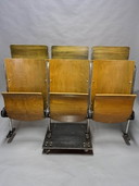 Vintage bioscoopstoelen 