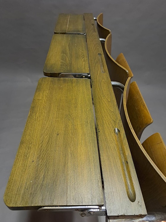 Image 1 of Vintage bioscoopstoelen 