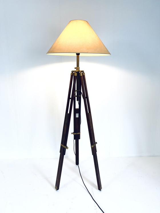 Image 1 of Messing & Teak Tripod Lamp