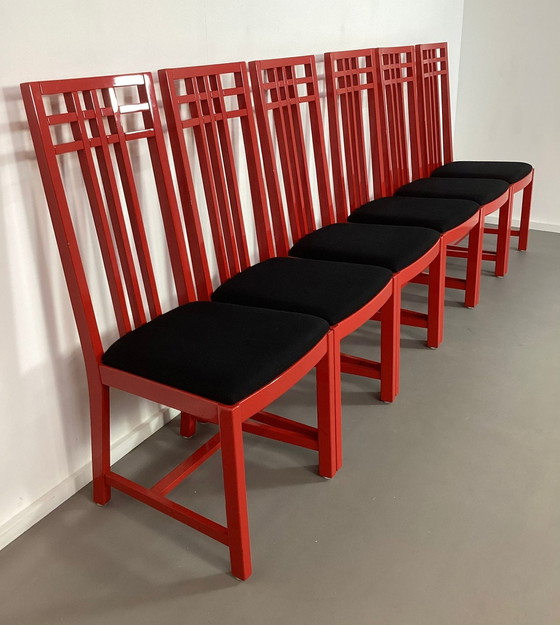 Image 1 of 6 x Memphis Style stoelen met hoge rugleuning van Italiaans rood gelakt hout