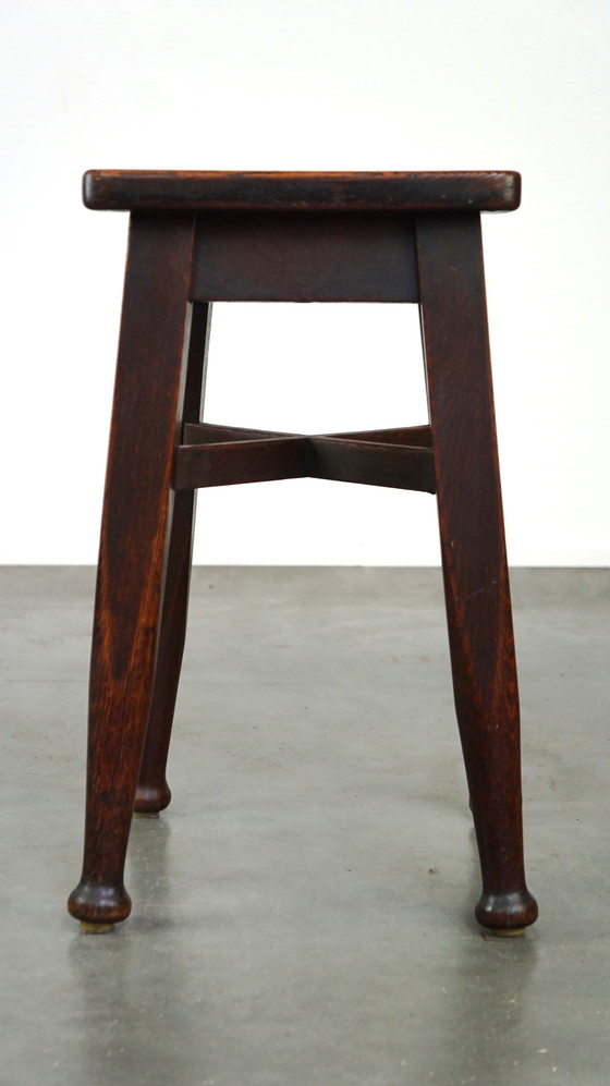 Image 1 of Eikenhouten kruk/ stool