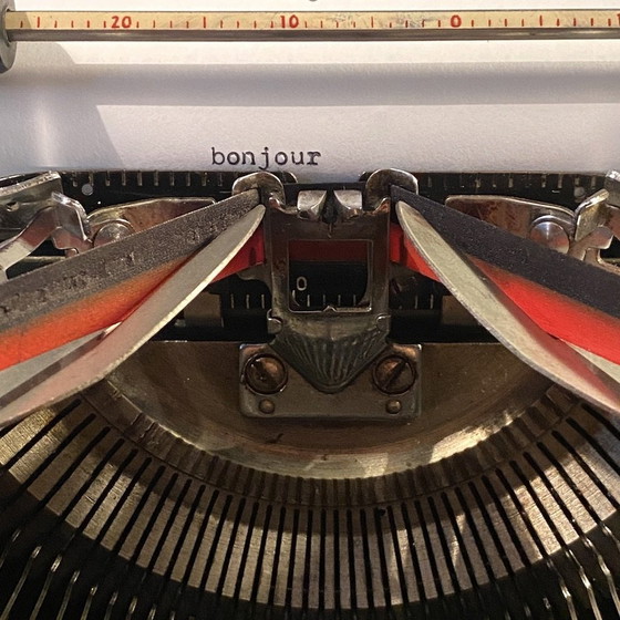 Image 1 of Vintage 1950 Remington Super Riter typemachine