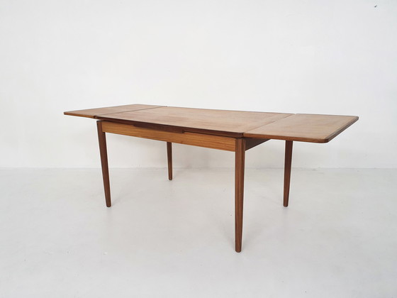 Image 1 of Teakhouten uitschuifbare eettafel model TT23 van Pastoe jaren 60