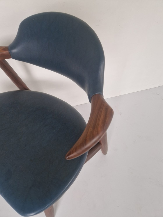 Image 1 of Teak Cow Horn Chair By Tijsseling