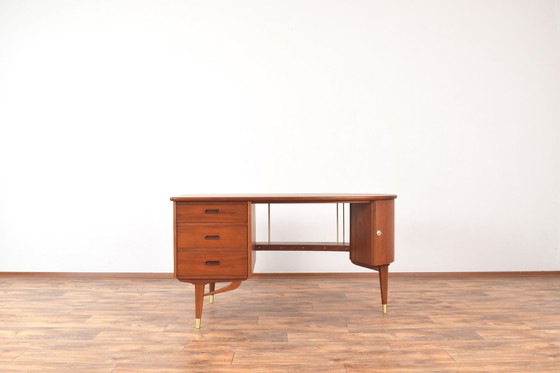 Image 1 of Mid-Century organisch teak bureau van Sola Møbler, 1960S.