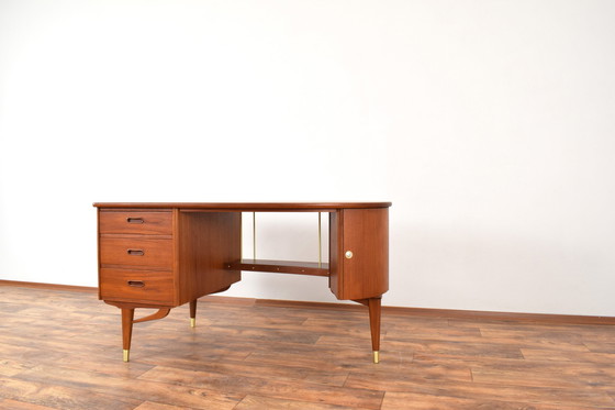 Image 1 of Mid-Century organisch teak bureau van Sola Møbler, 1960S.