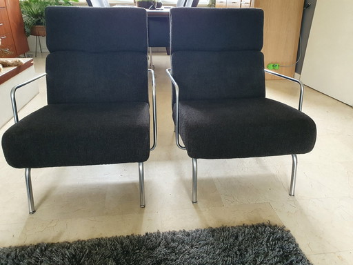 Harvink design fauteuils model Storm met vierkante stof