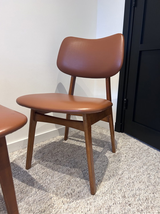 Image 1 of 2x Vintage Cognac Jaren ‘60 stoelen